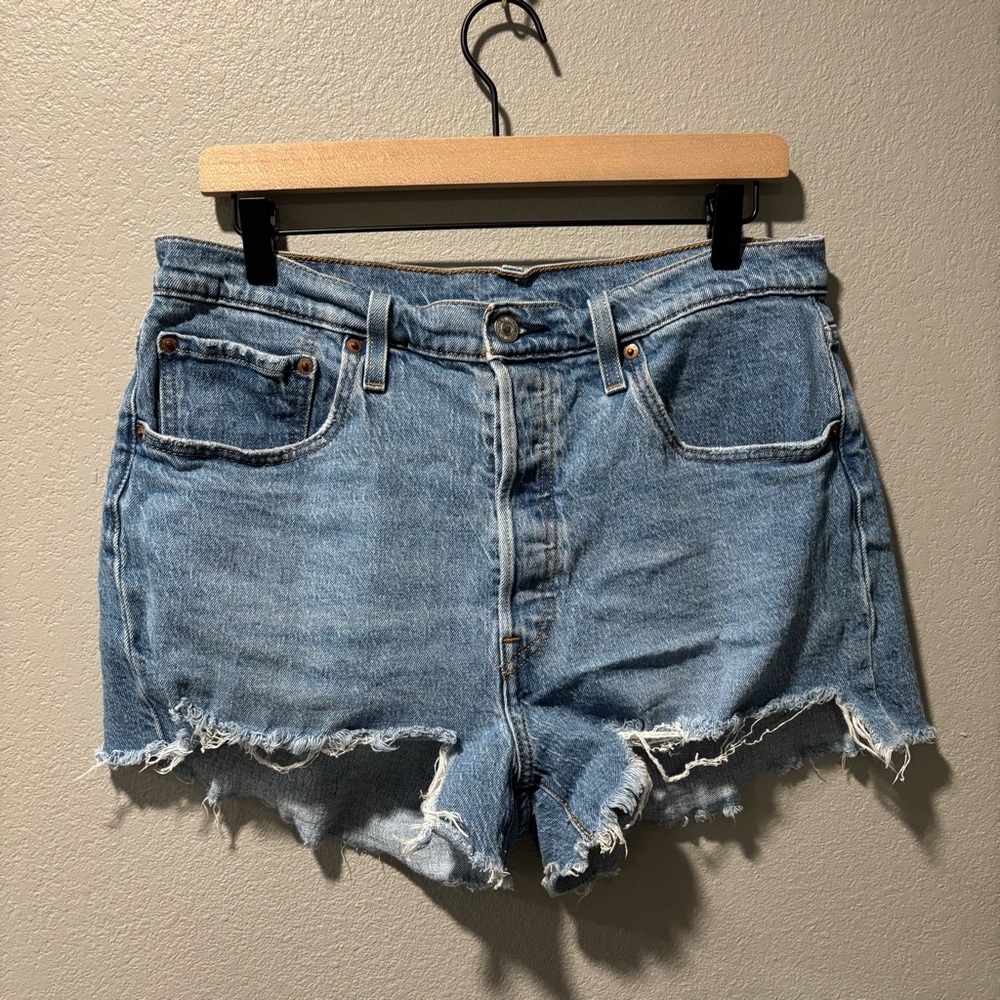 Levi’s 501 shorts